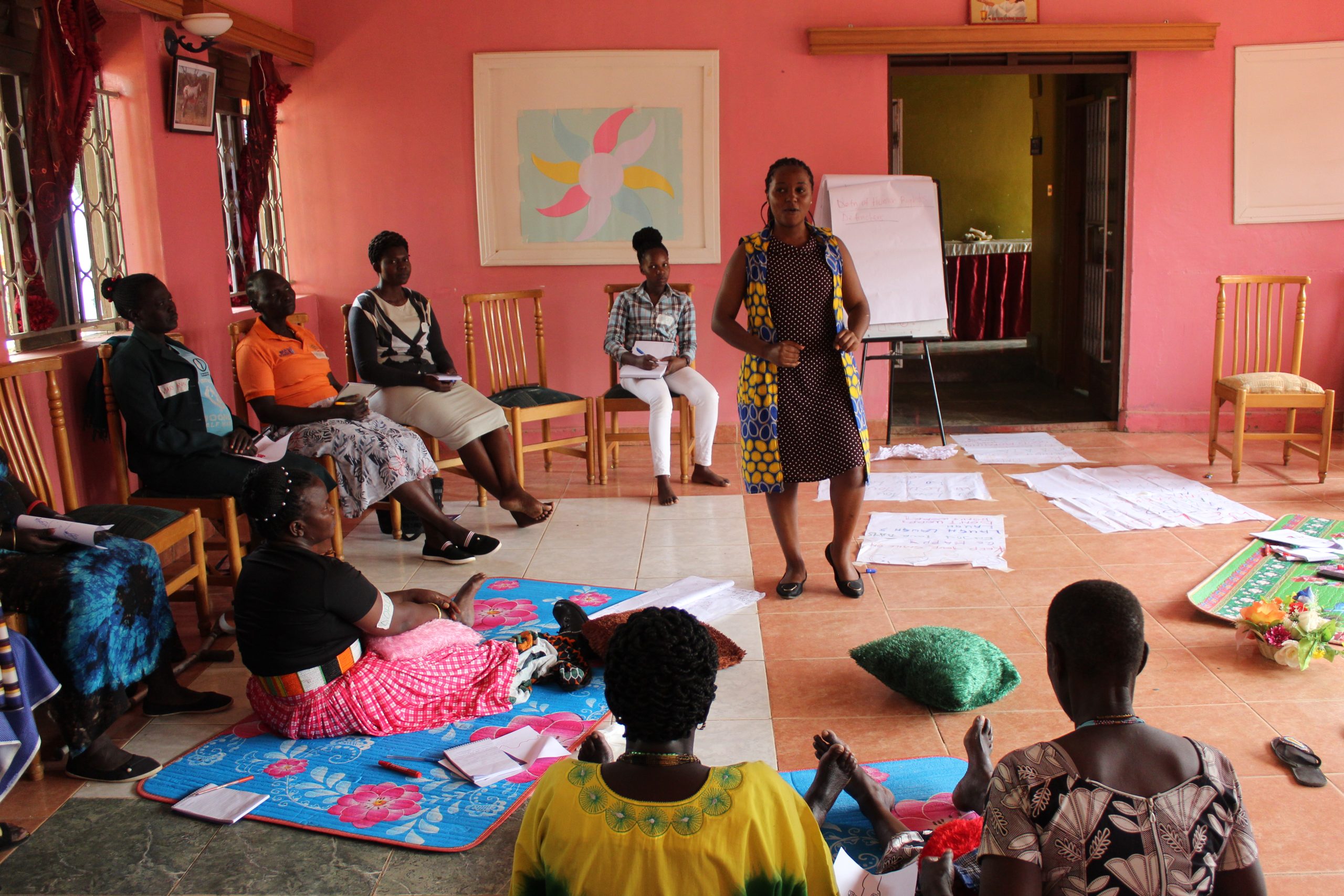 Bonita Asingwire facilitates a session on Understanding who a HRD is